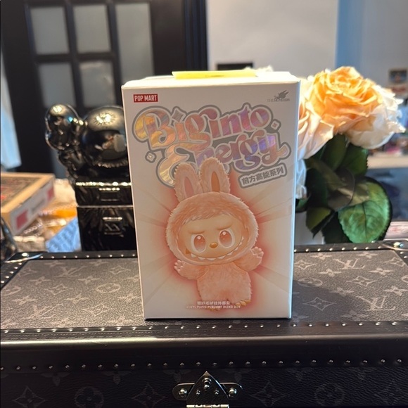 POP MART Handbags - 1 NEW SERENITY BIG INTO ENERGY POP MART LABUBU